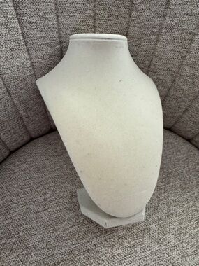 Neutral Cream Jewelry Display Bust - Home Accents